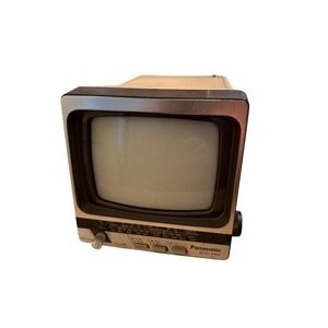 Panasonic Vtg Portable B&W  CRT TV AM/FM Radio AC/DC Antenna works great TR-5111